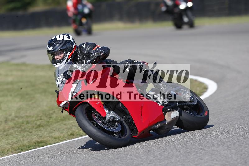 Archiv-2025/49 26.08.2025 Cornu Master School ADR/blau-bleu/28